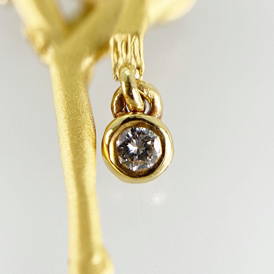 カレライカレラ ネックレス