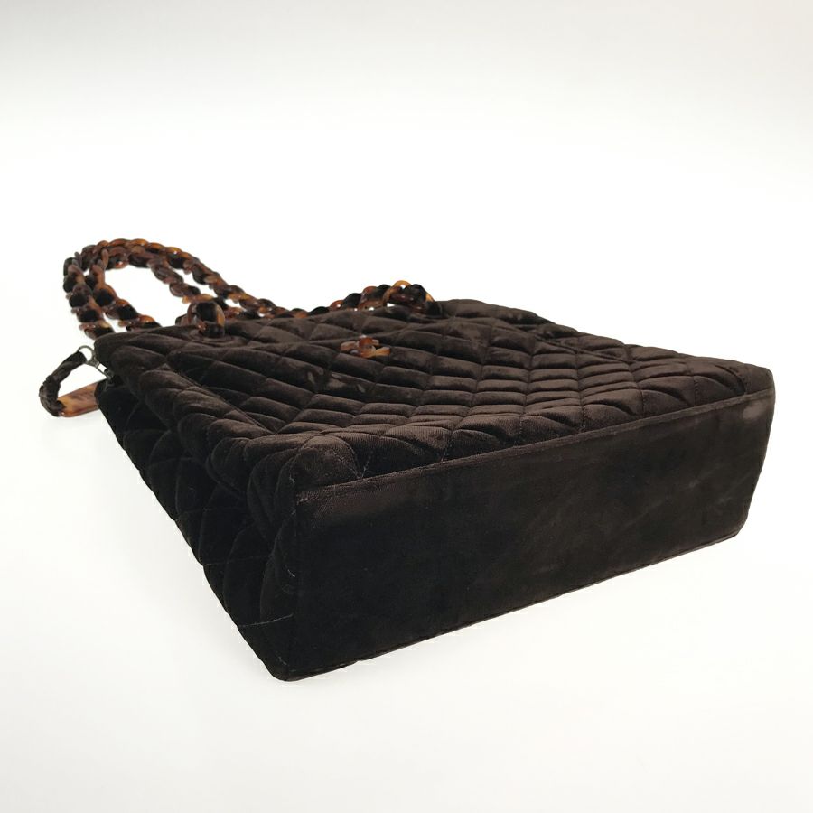 シャネル ショルダーバッグ