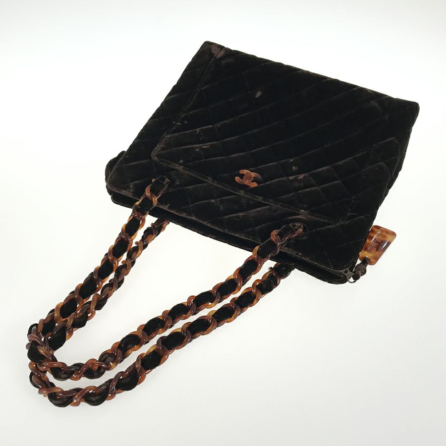 シャネル ショルダーバッグ