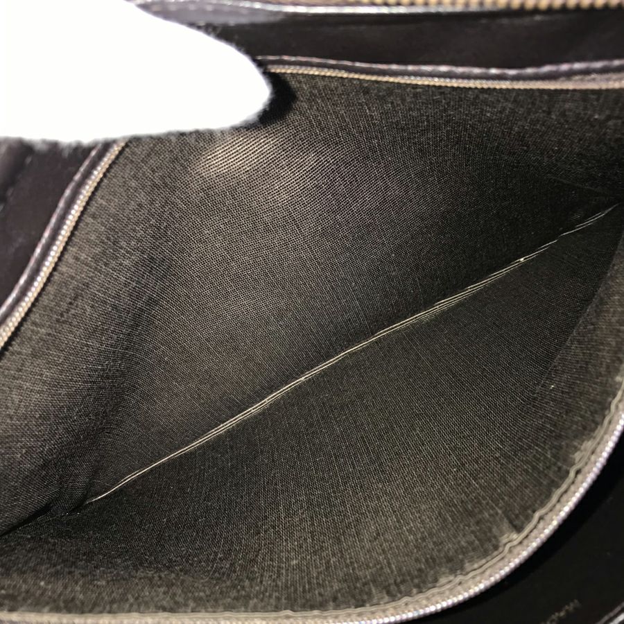 シャネル ショルダーバッグ