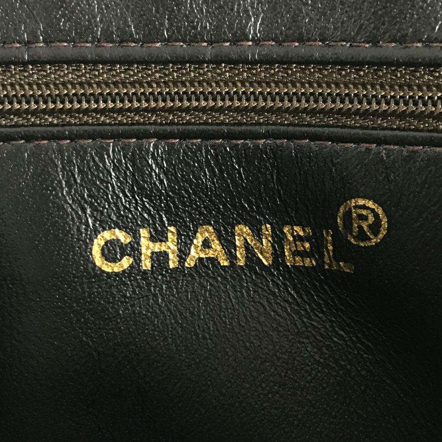 シャネル ショルダーバッグ