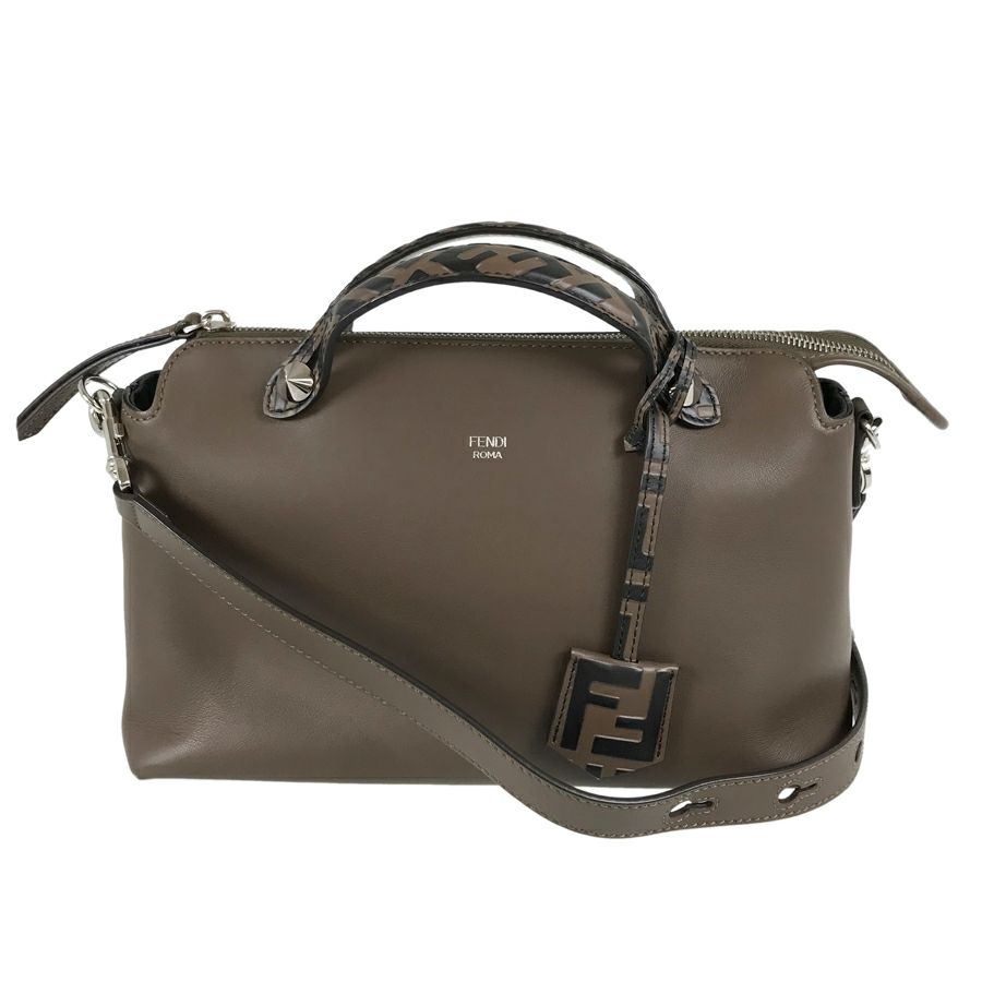 フェンディ ハンドバッグ