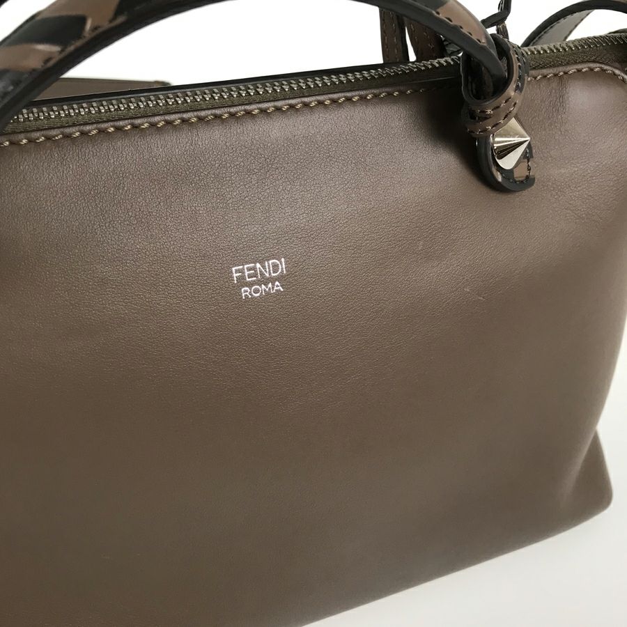 フェンディ ハンドバッグ