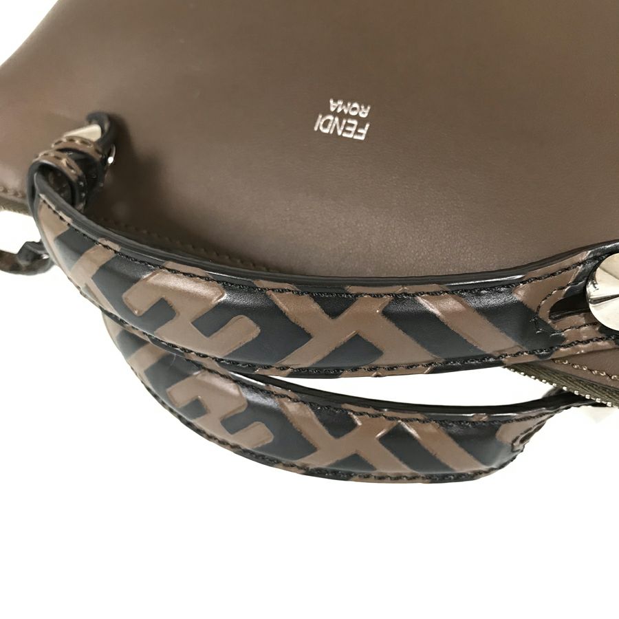 フェンディ ハンドバッグ