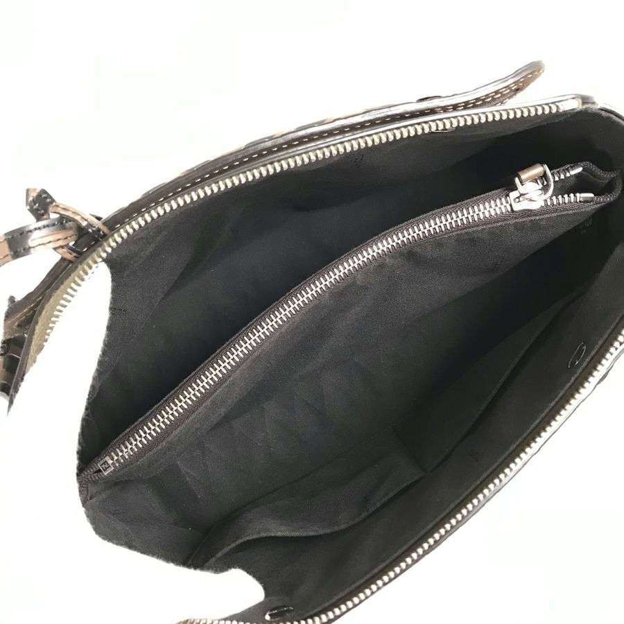 フェンディ ハンドバッグ