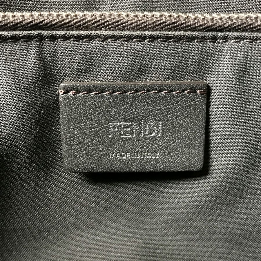 フェンディ ハンドバッグ