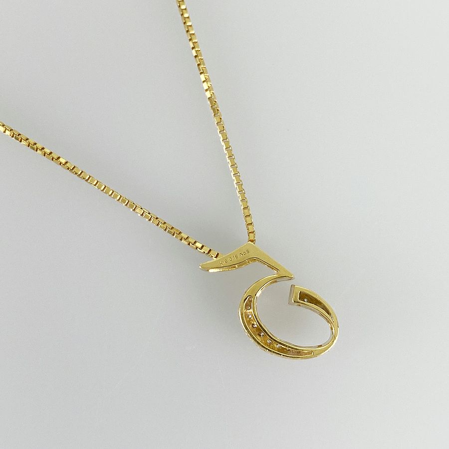 ユキザキ ネックレス