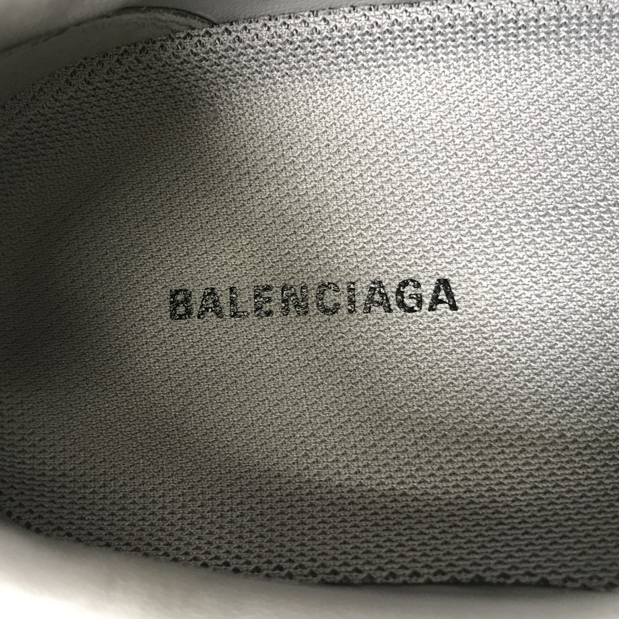 バレンシアガ レディース スニーカー