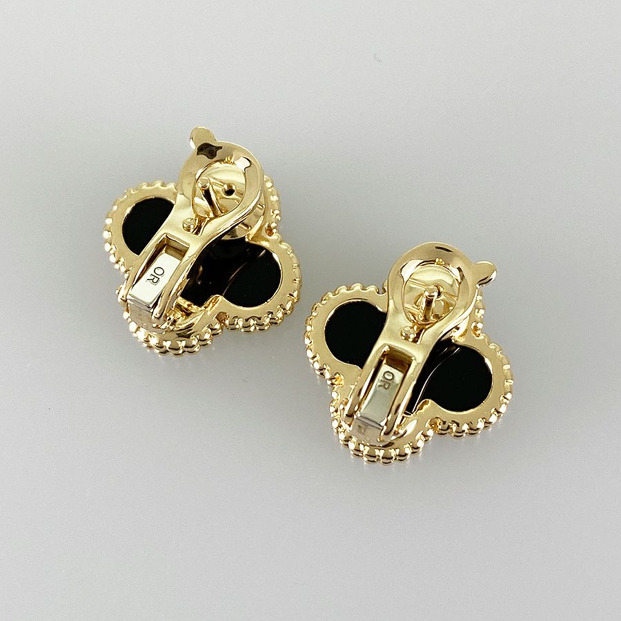 ヴァンクリーフ＆アーペル ピアス