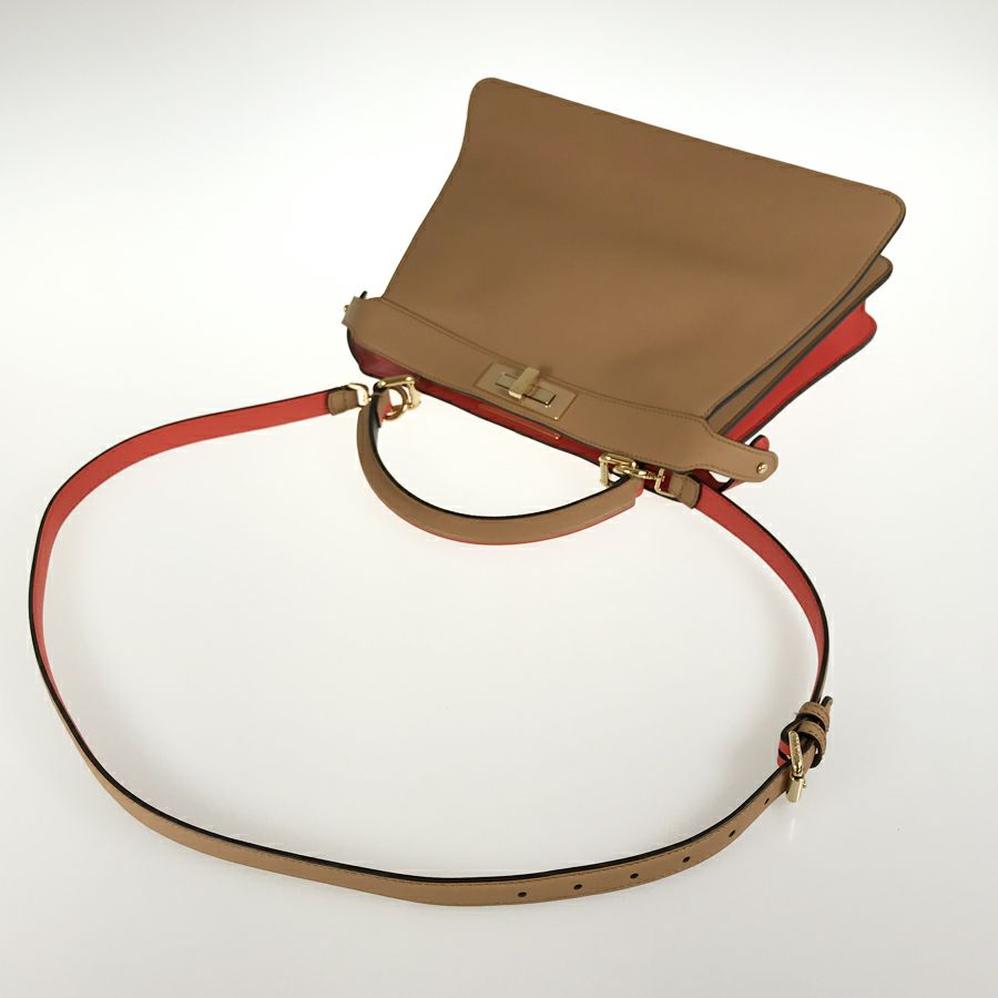 フェンディ ハンドバッグ