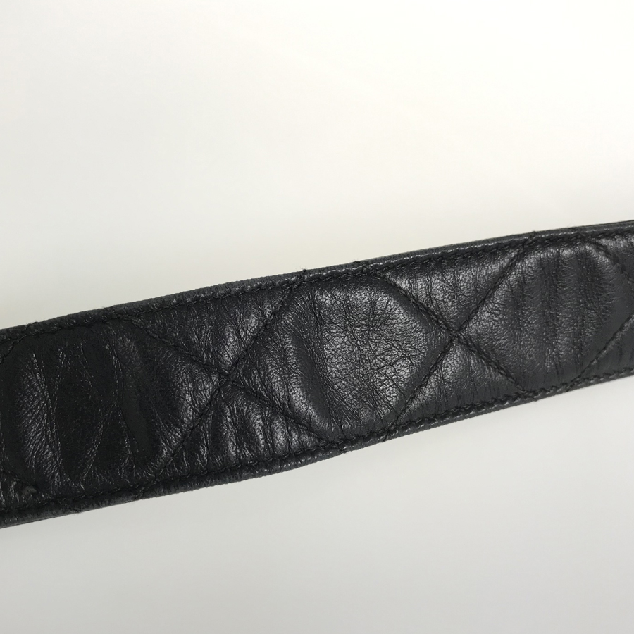 シャネル ショルダーバッグ