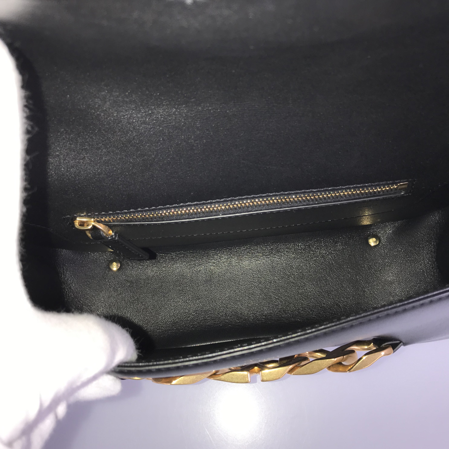 ヴァレンティノ ガラヴァーニ ショルダーバッグ