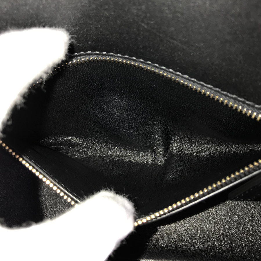 ヴァレンティノ ガラヴァーニ ショルダーバッグ