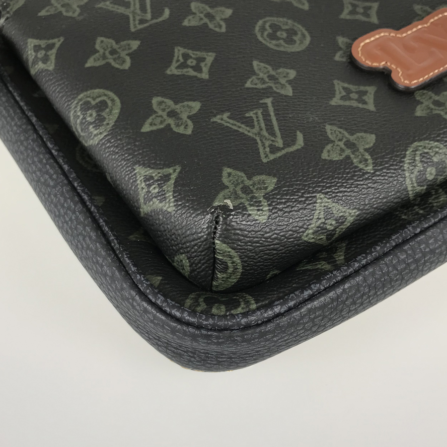 ルイ・ヴィトン ボディバッグ