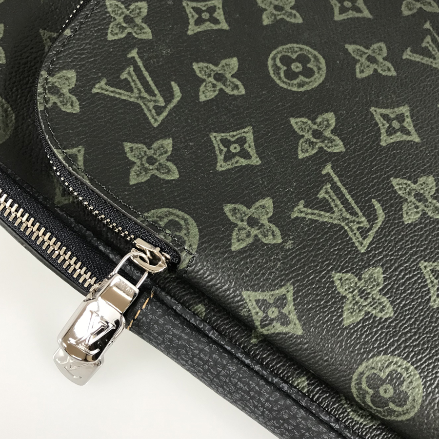 ルイ・ヴィトン ボディバッグ