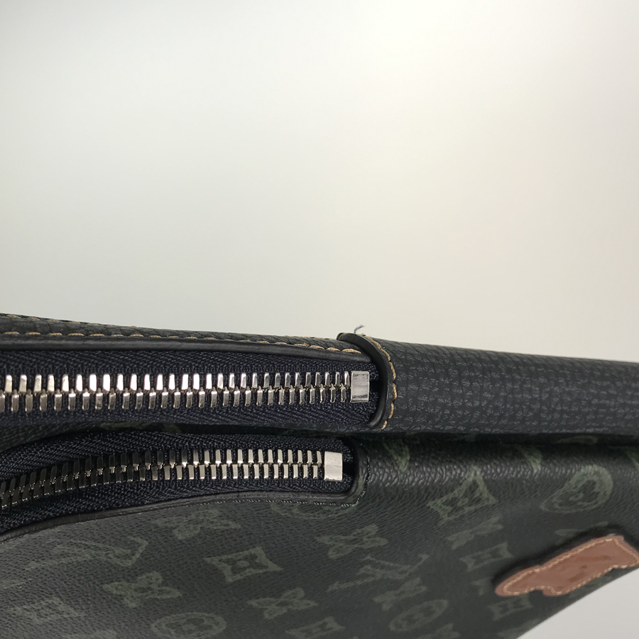ルイ・ヴィトン ボディバッグ