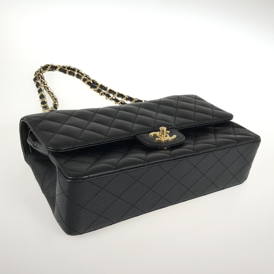 シャネル ショルダーバッグ