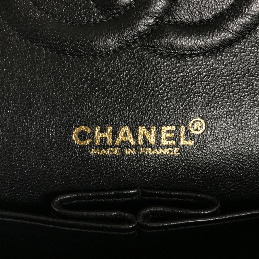 シャネル ショルダーバッグ