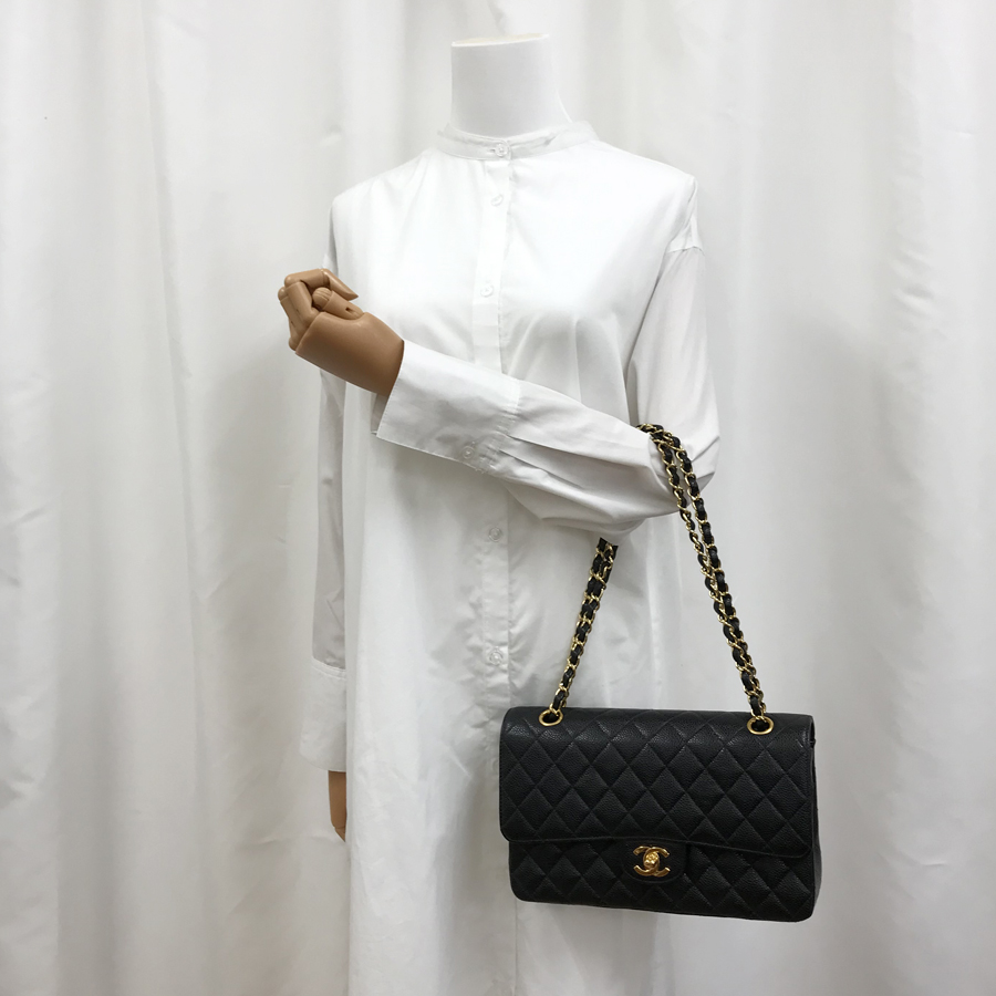 シャネル ショルダーバッグ