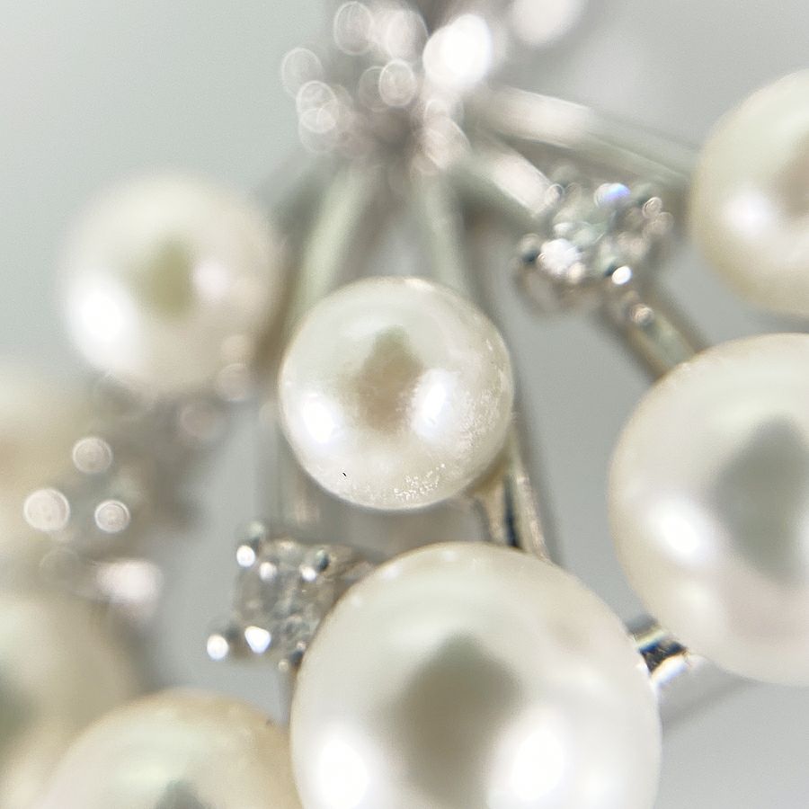 タサキ ブローチ