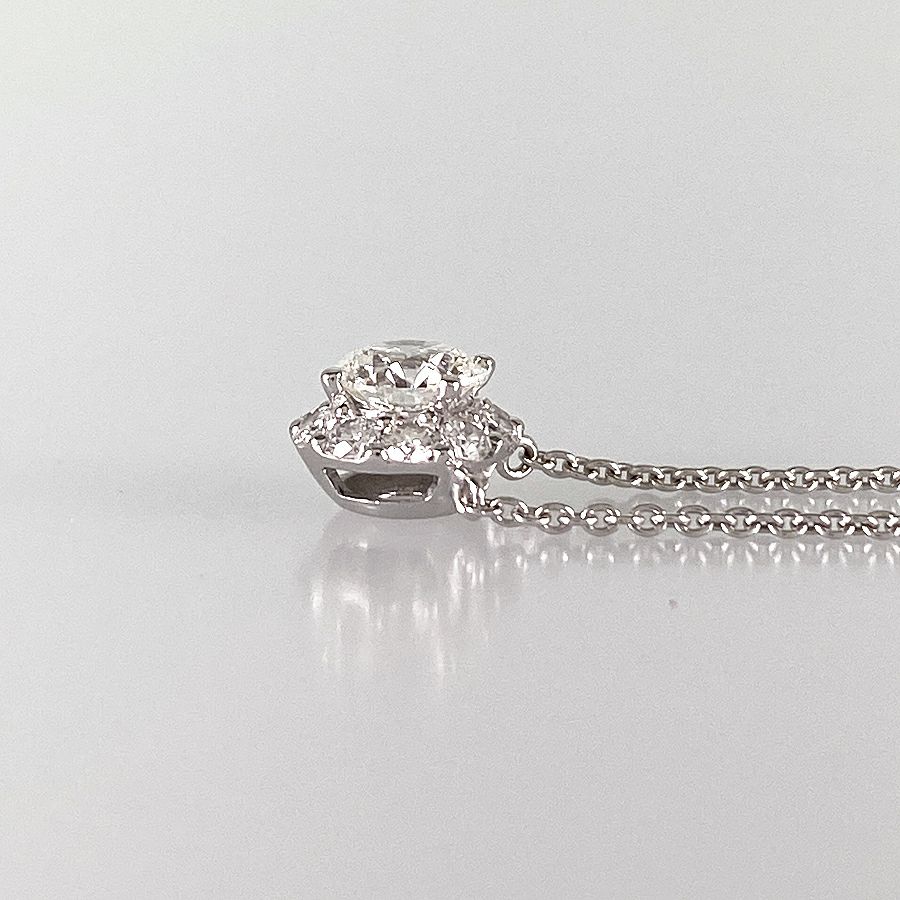 グラフ ネックレス