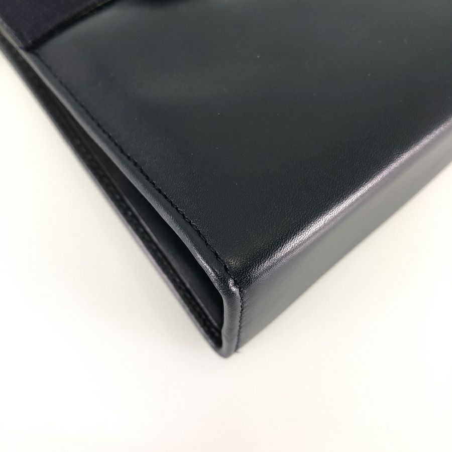 サルヴァトーレフェラガモ ショルダーバッグ