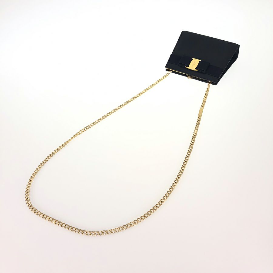 サルヴァトーレフェラガモ ショルダーバッグ