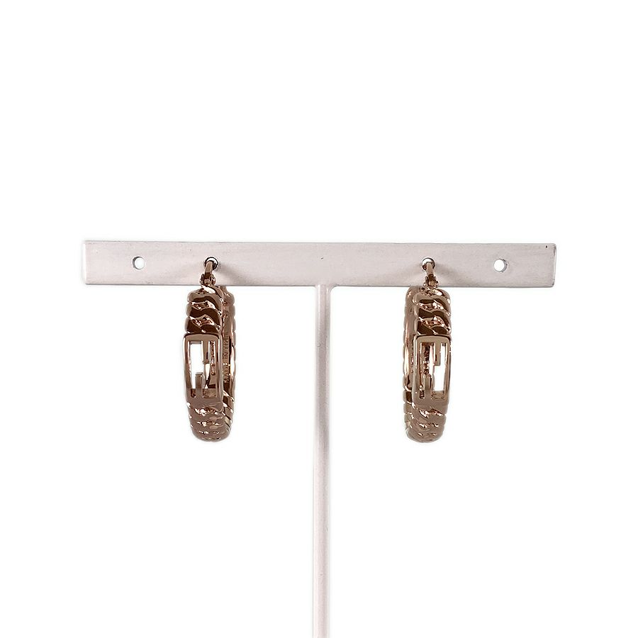 フェンディ ピアス