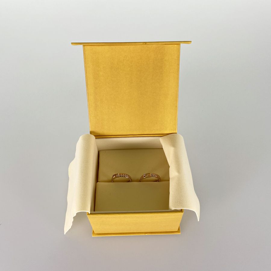 フェンディ ピアス