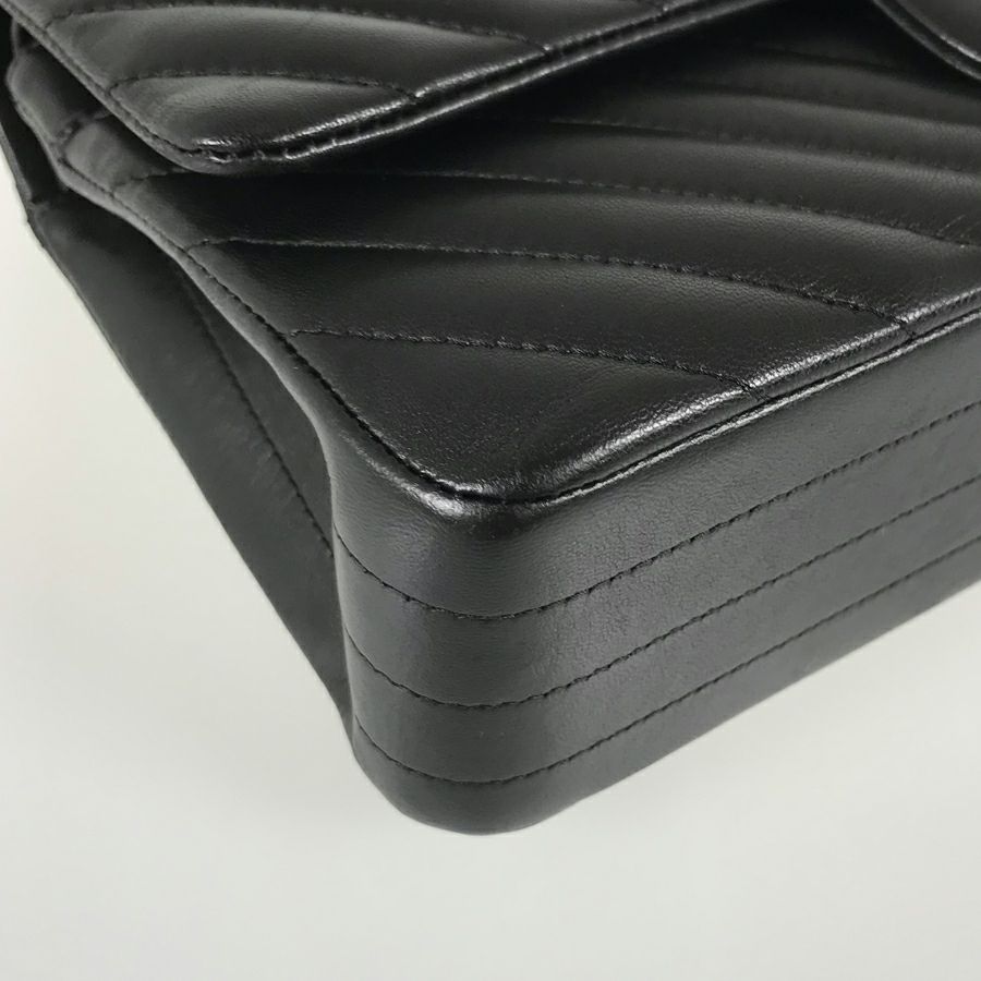 シャネル ショルダーバッグ