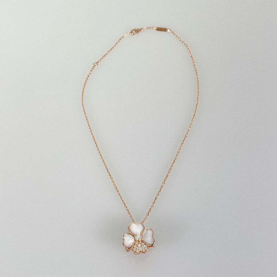 ヴァンクリーフ＆アーペル ネックレス