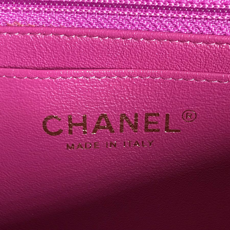 シャネル ショルダーバッグ