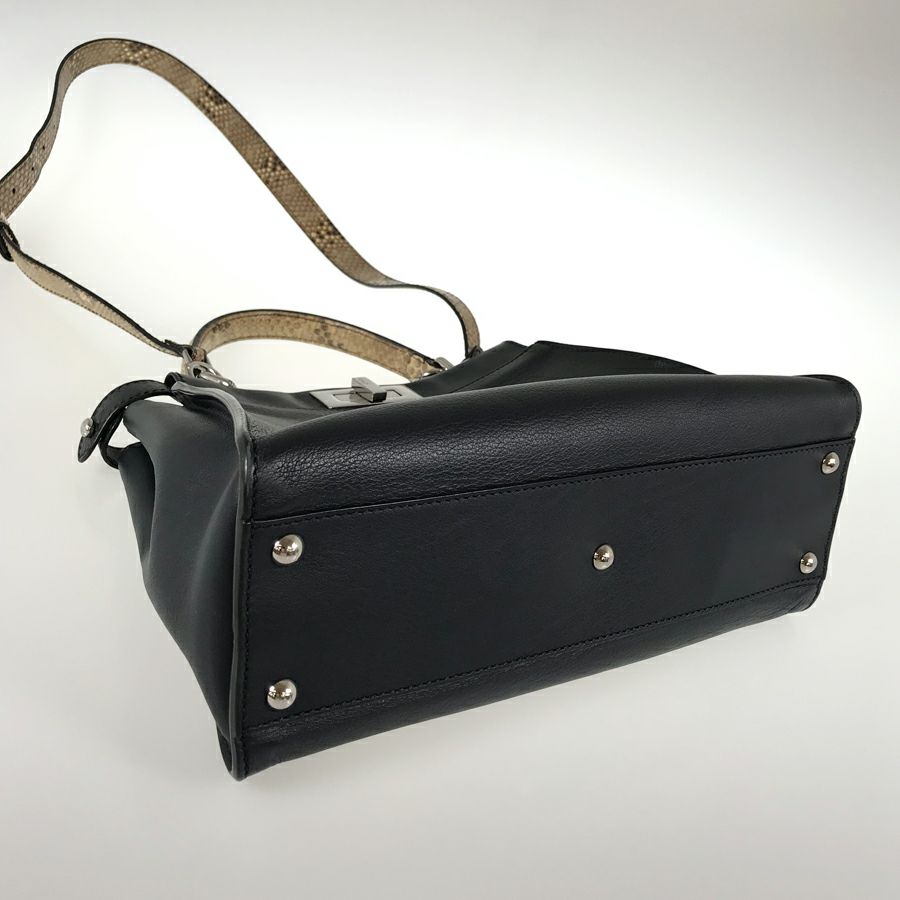 フェンディ ハンドバッグ