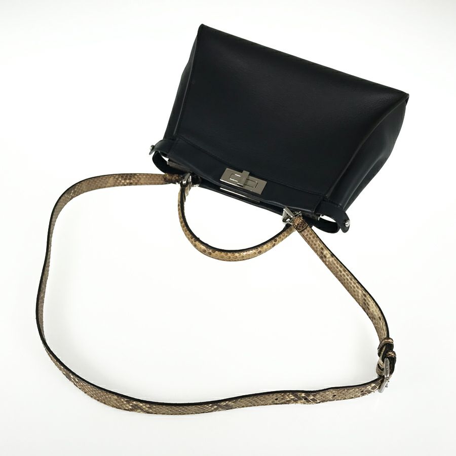 フェンディ ハンドバッグ