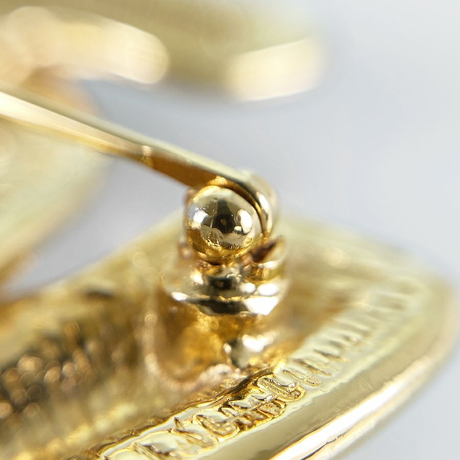 シャネル ブローチ